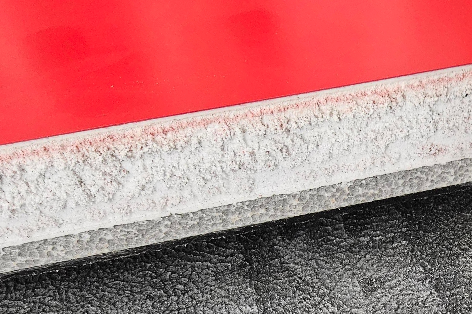 A close-up view of the durability of the CORE panel. Made of high-density foam for a better quality product.
